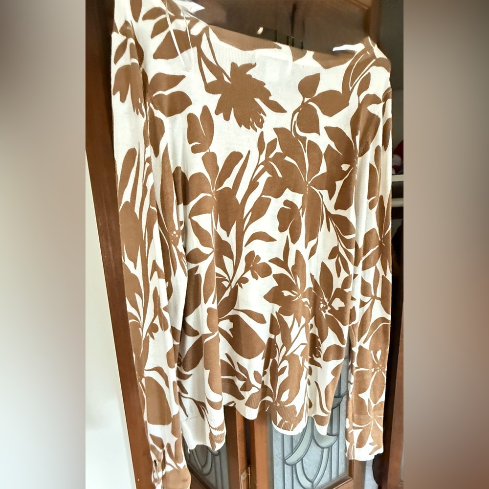 Liz Claiborne Floral Print Knit Top Long Sleeve Button Detail Size L